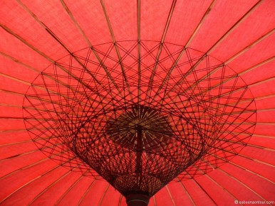 016 009 Red Bamboo Umbrella-LRC