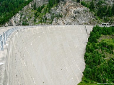 010-03-001 Switzerland Ticino Dam Val Lavizzara Lago Sambuco-LR