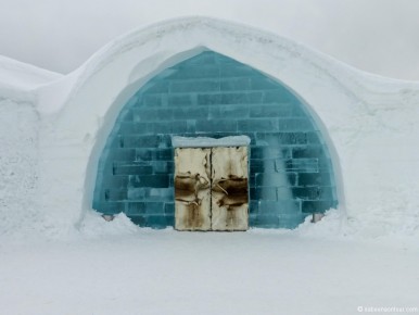 010-03-009 Lapland Ice Hotel Fasade Fur Door