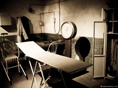 010-03-144 France Maginot Line Simserhof Medical Room Old-LR