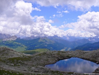 10-01-075 Mountains Lake Alpine Dolomites-LR