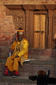 042-016 Kathmandu Holy Man Sadhu-LRC