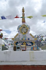 08-04-016 Ladakh Spiti Valley Kunzanla Pass Stupa
