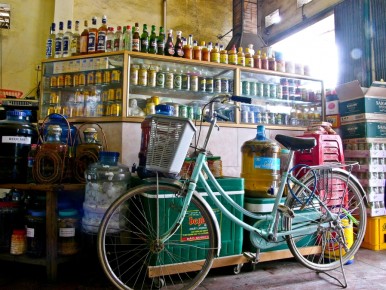 073 054 Village Bicycle in Shop