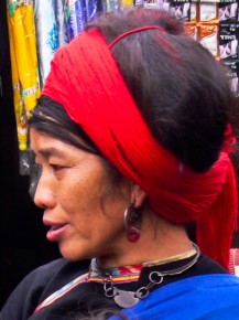 072 055 Vietnam Red Hmong2