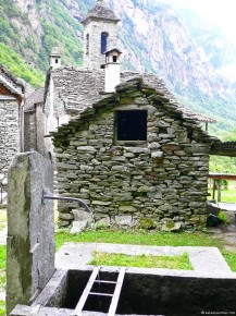 010-03-035 Switzerland Ticino Stone House Well-LR