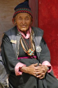 08-02-006 Ladakh Hemis Tradition Woman