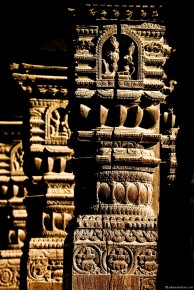 046-027 Wooden Pillar Carving Pathan-LRC