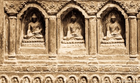 044-051A Kathmandu 1000 Buddha Temple-LRC
