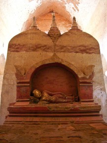 01-1-011 Burma Bagan Sleeping Buddha