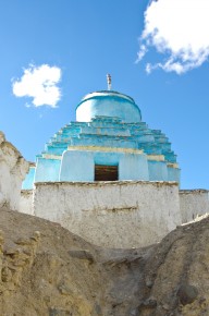 08-04-006 Ladakh Lamayuru Stupa Blue