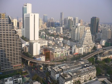 063-002 Bangkok city view with skytrain