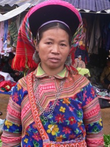 072 045 Vietnam Flower Hmong
